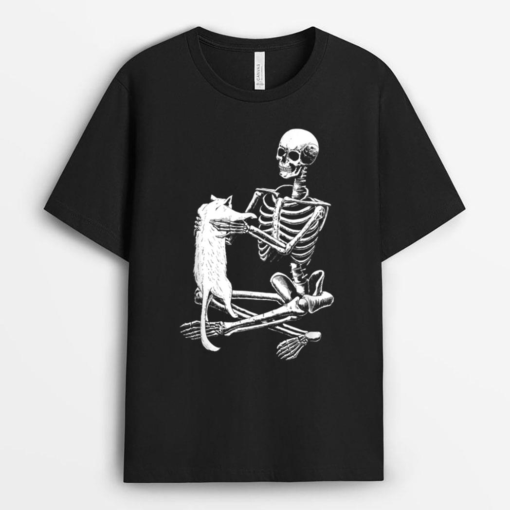Funny Skeleton Holding A Cat Halloween T-Shirt