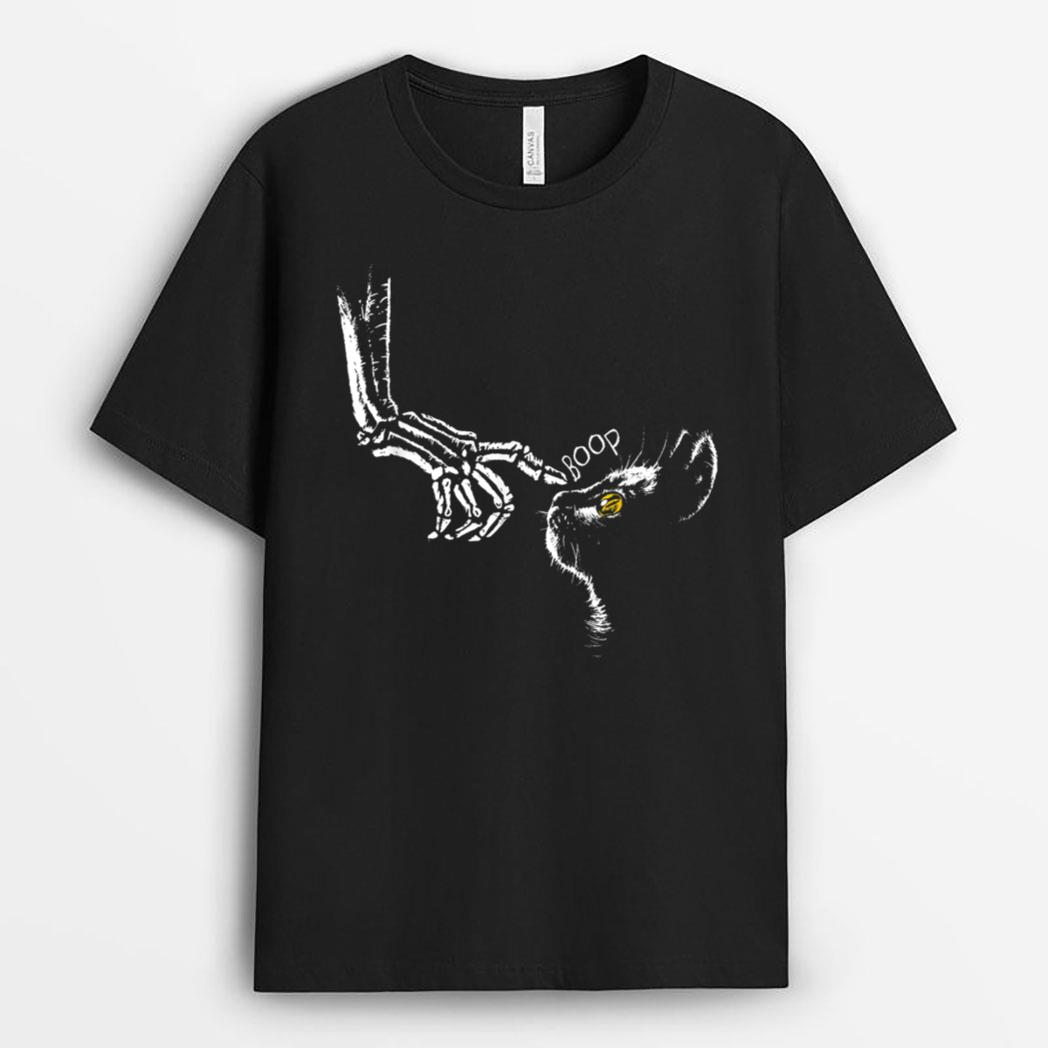 Halloween Cute Skeleton Hand Black Cat Boop Nose Cat Lover T-Shirt