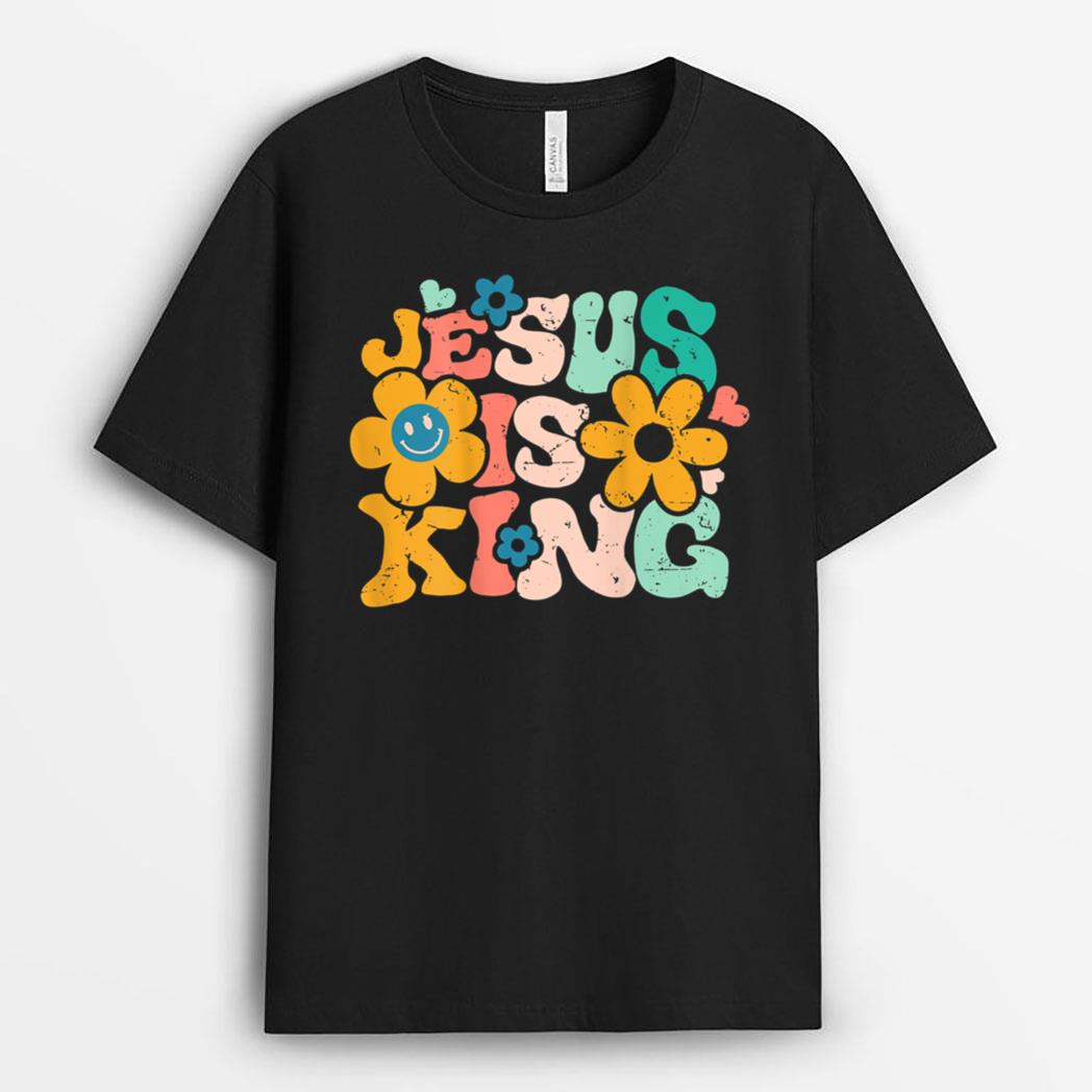 Jesus Is King Aesthetic, Groovy Christian T-Shirt